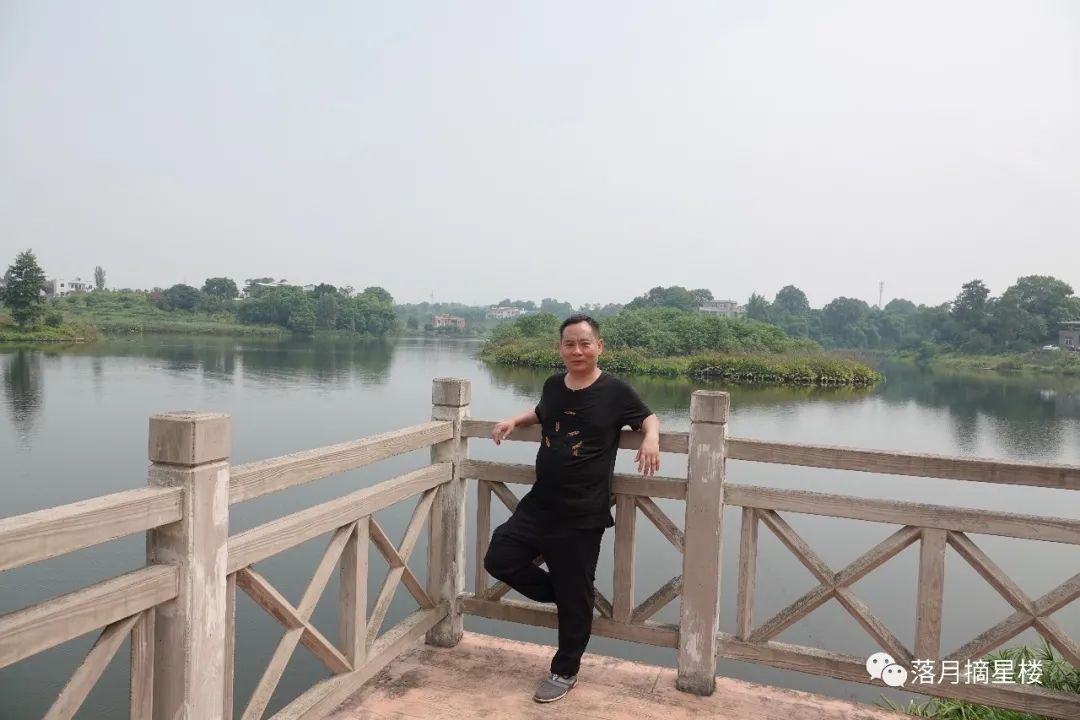 枉怎么读_枉读音_枉读圣贤书什么意思