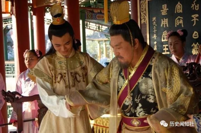诘问_愤题和尚诘问_苏格拉底诘问式