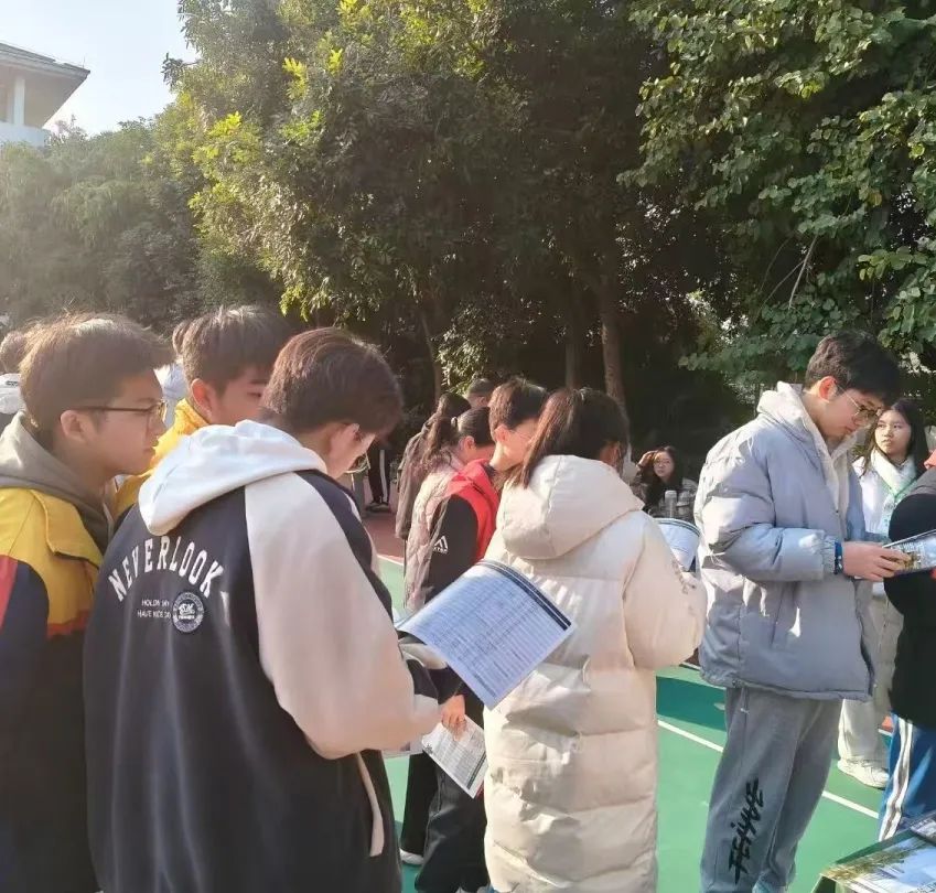 携_携的意思_携怎么读