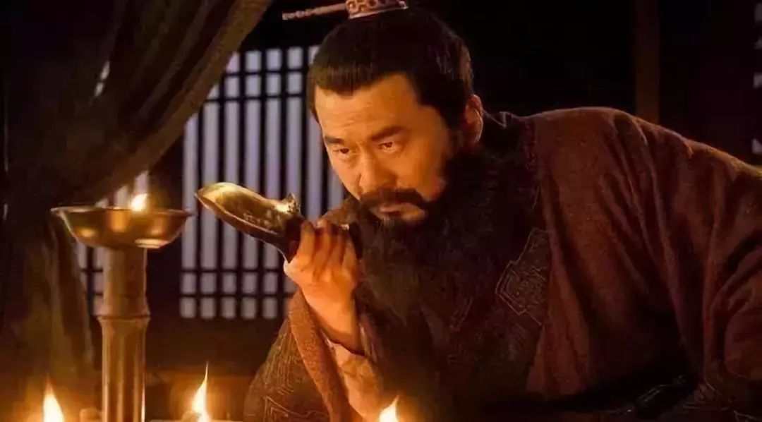 老伏骥枥怎么读_老骥伏枥伏的意思_老骥伏枥什么意思