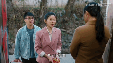 丑颜亦倾城之水舞颜_颜人中_颜