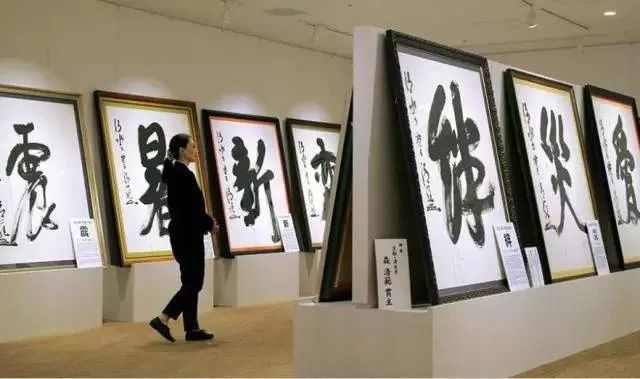 闪笔顺正确的方法_闪的笔顺_闪笔顺组词