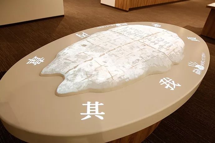 闪笔顺组词_闪的笔顺_闪笔顺正确的方法