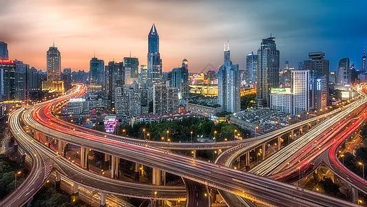 空手套白狼的意思_空手套白狼褒义词_空手套白狼形容什么