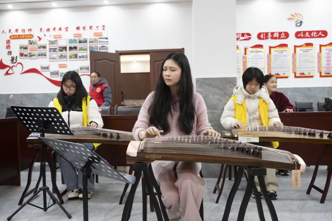 关爱通_关爱老人志愿服务活动_关爱