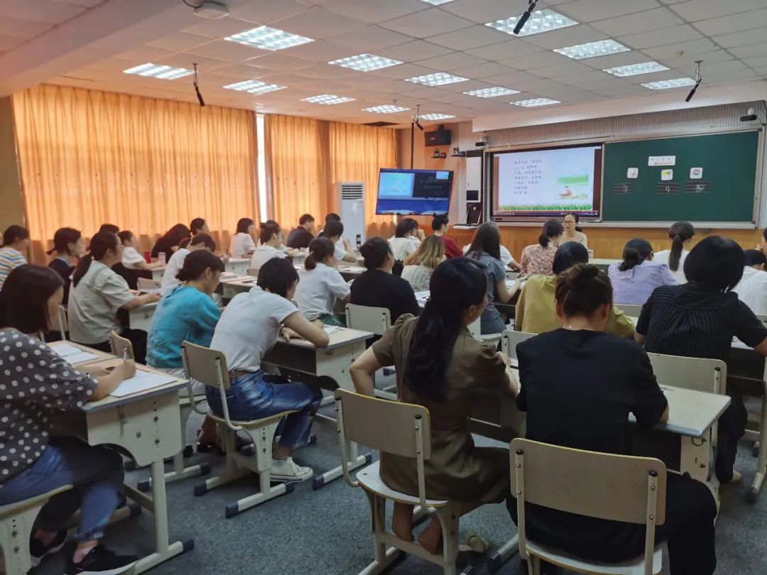 群拼音_群拼音怎么写_群拼音分解