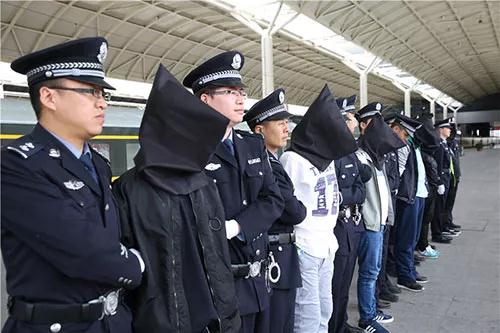 微商清货官网_微商清货网_微商清货公司怎么操作的