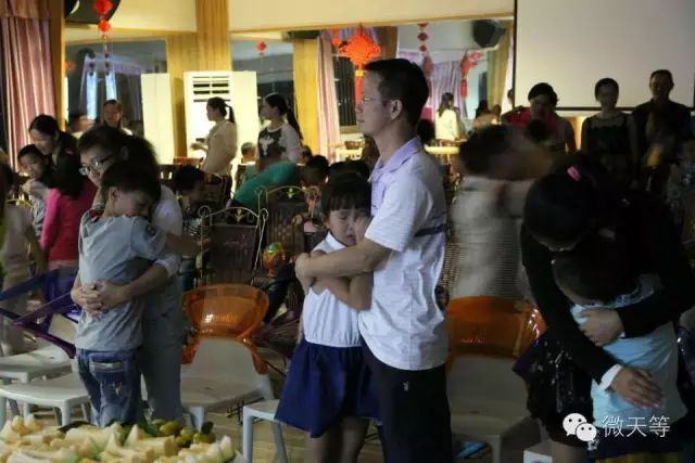 群笔顺怎么写_群笔顺_群笔顺笔画