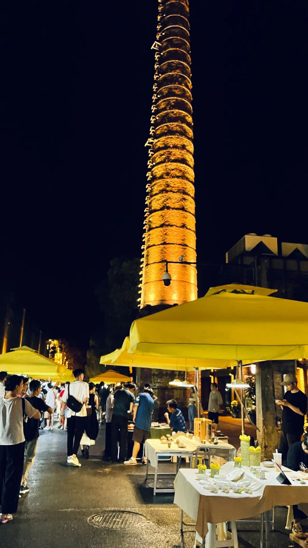 刮目相看是表示看的成语吗_刮目想看的意思_刮目相看是什么意思