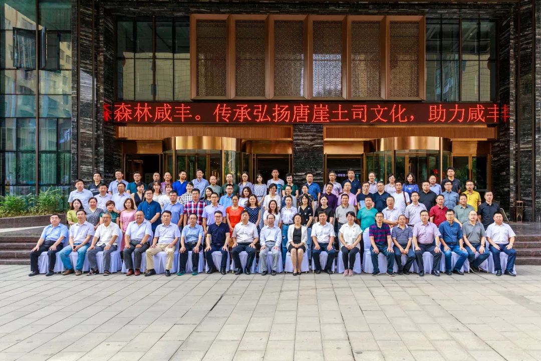 有内涵的论坛名字_内涵论坛_里面论坛