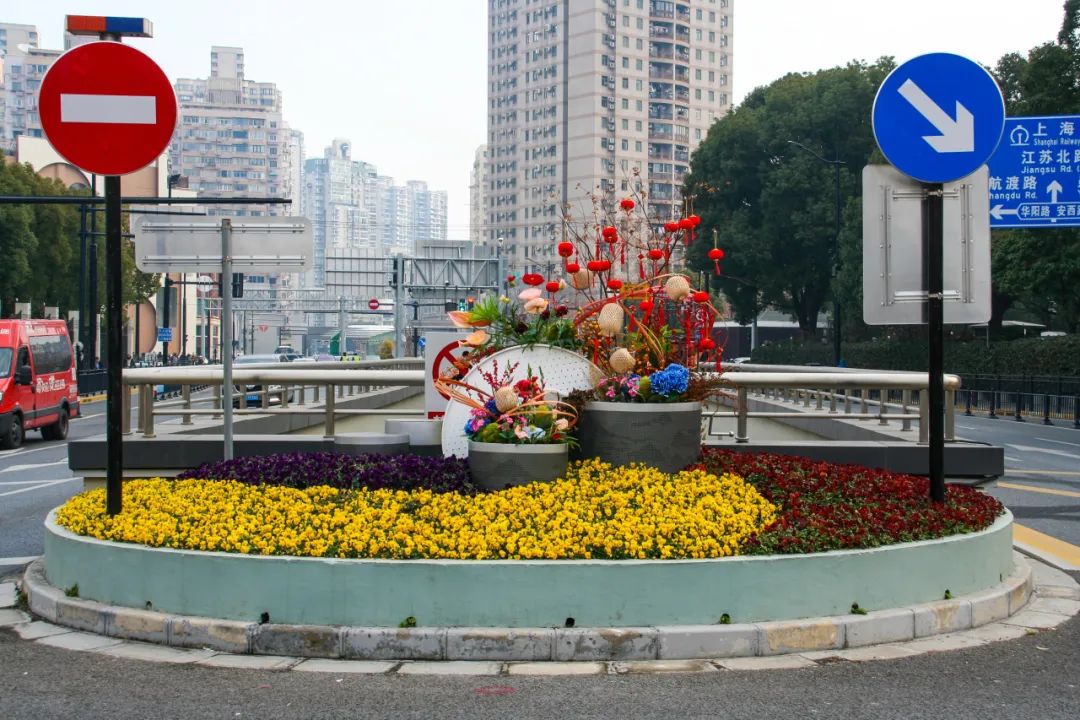 张灯结彩打一生肖_张灯结彩打一数_张灯结彩打动物