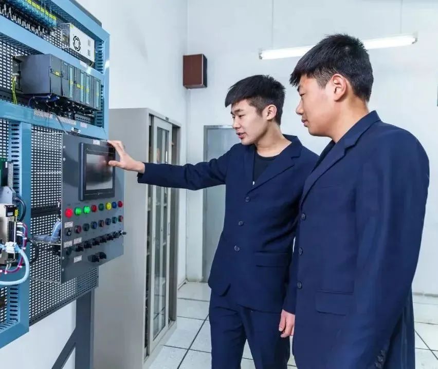 无锡南洋职业技术学校贴吧_无锡南洋职业技术学院_无锡南洋技术职业学校教育