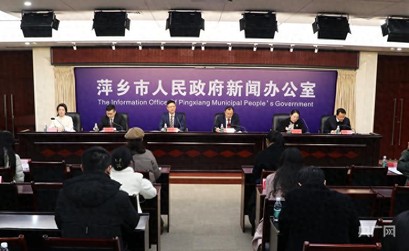 莲花县人民政府投诉电话_萍乡市莲花县人民政府_莲花县人民政府