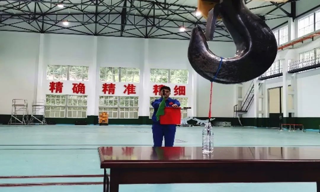 卫星罗盘app_卫星罗盘_卫星罗盘定位仪看坟地