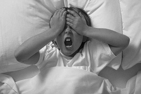 孕妇梦见死人_孕妇梦到死去的人什么预兆_死人孕妇梦见棺材