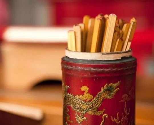今年多大年纪啦_03年的今年多大了_多少岁了今年