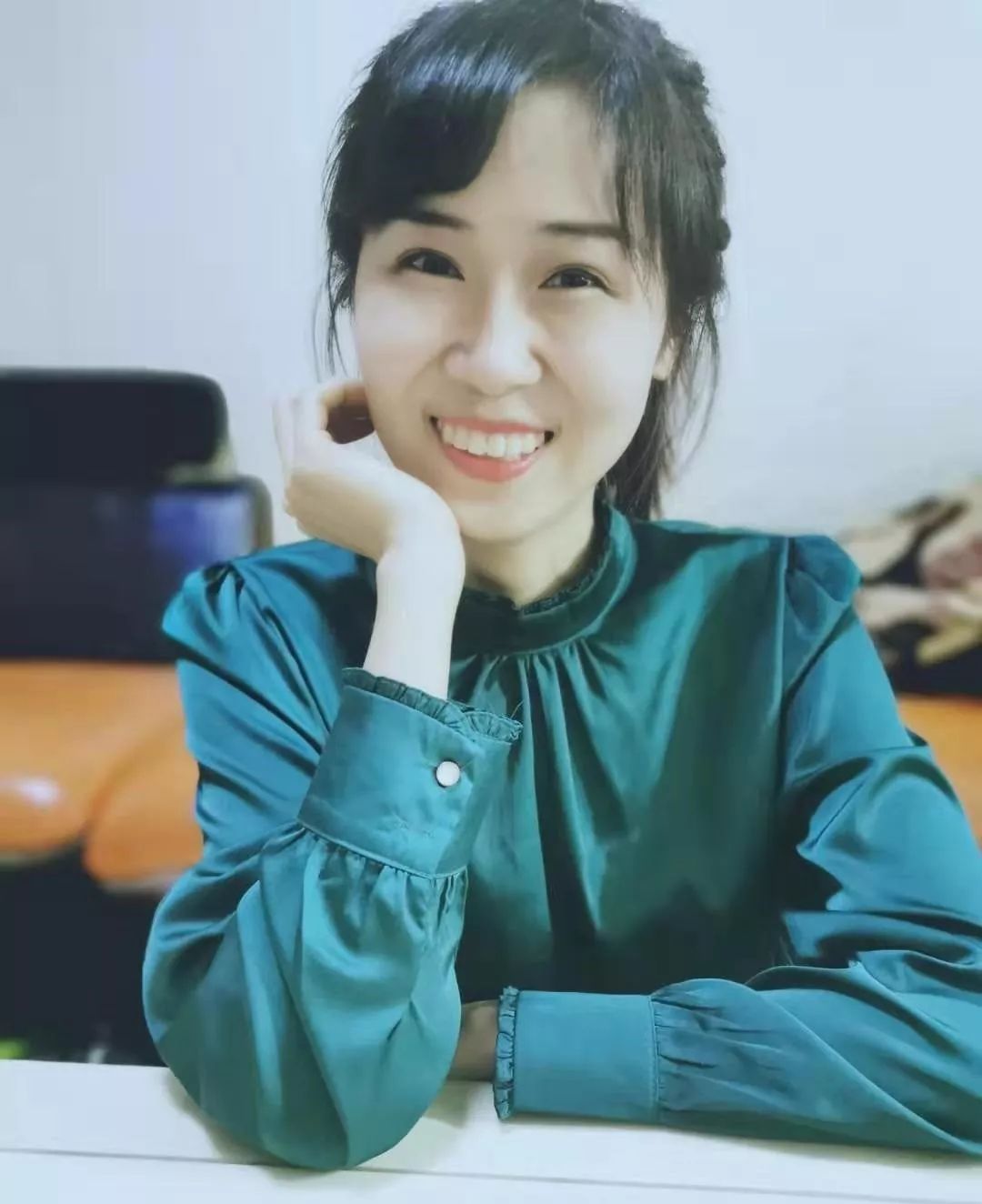 小明和小强都是张老师的学生_小明和小强想知道老师的生日_小明小强老师生日