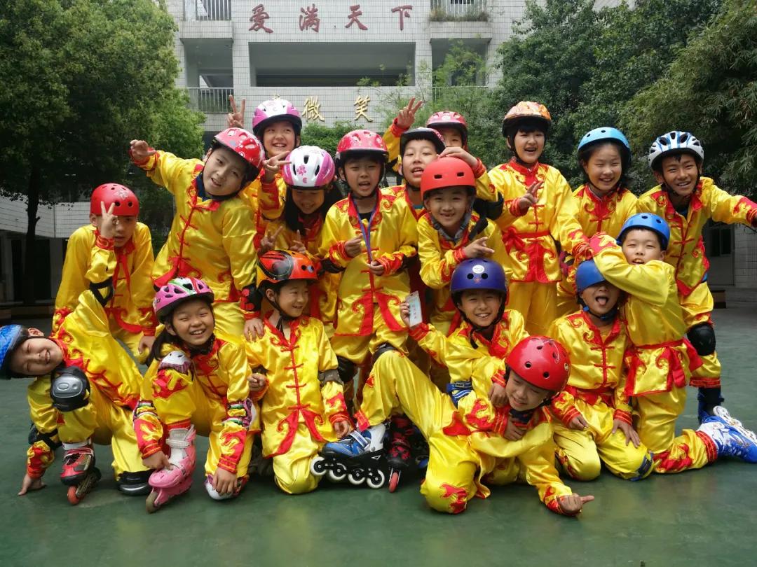 杨毅新浪微博_杨毅博客_杨毅博客直播回放