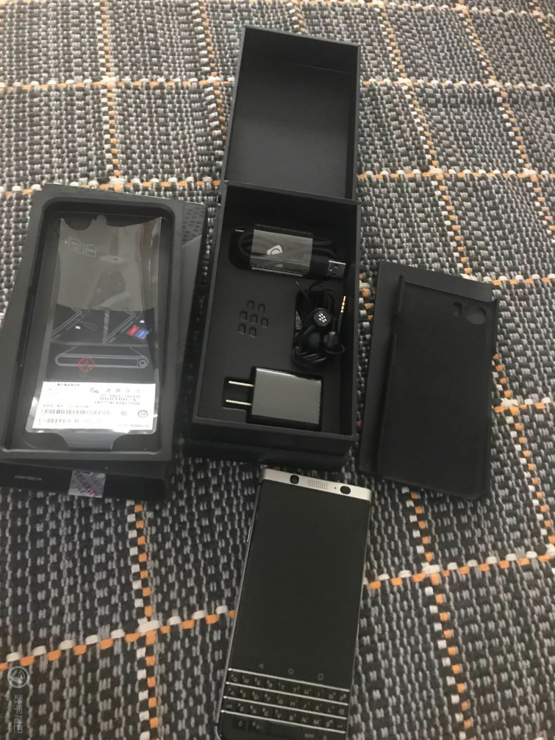 黑莓8310_黑莓8310rom瘦身_黑莓8310手机