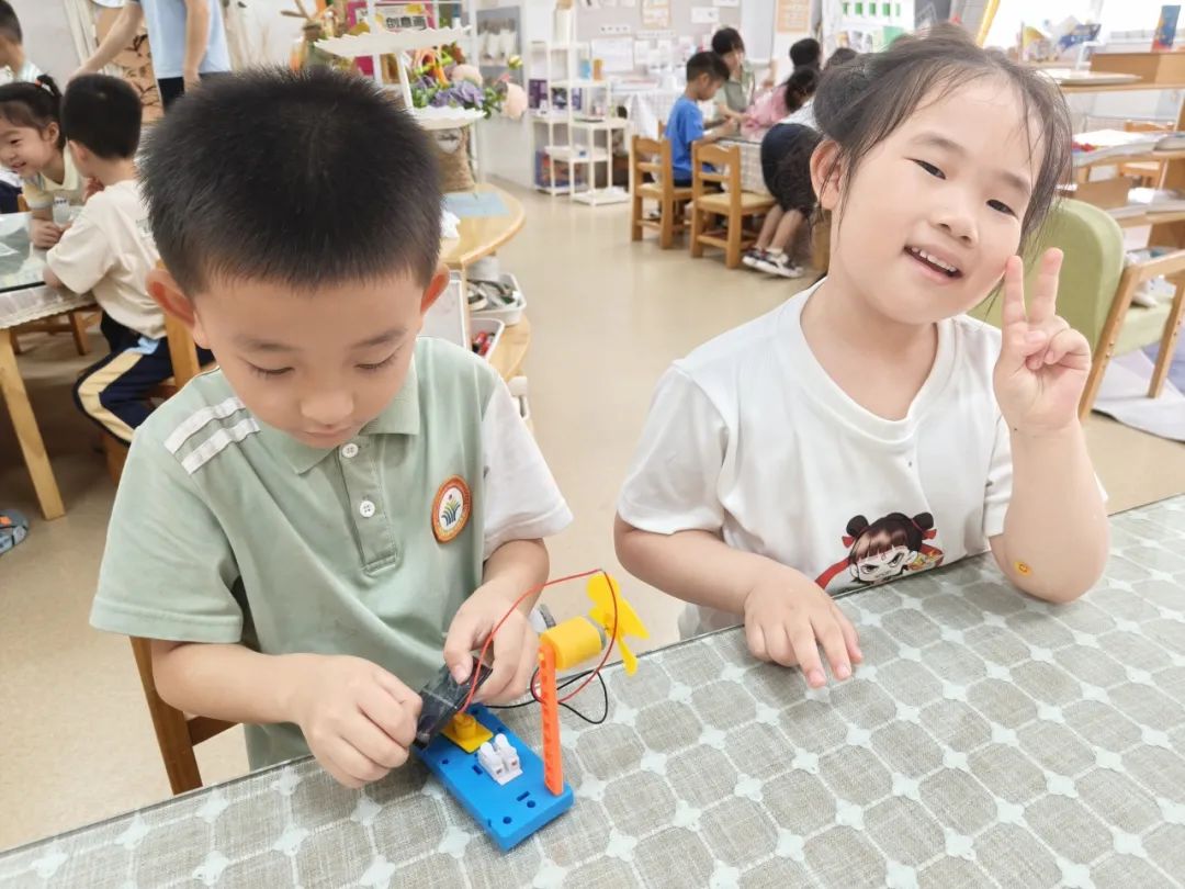阴天气球_阴天气球简介_阴天气球乔任梁