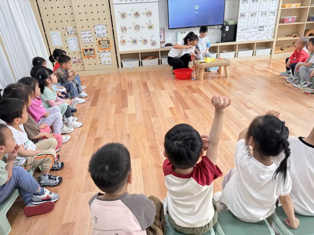 阴天气球简介_阴天气球_阴天气球乔任梁