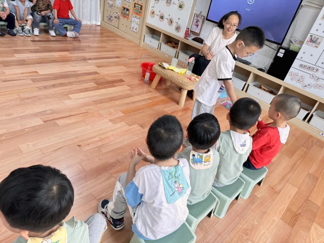 阴天气球_阴天气球乔任梁_阴天气球简介