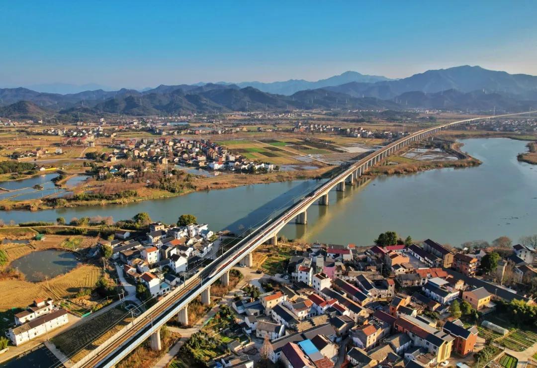 高铁线路图全国统一吗_全国高铁线路图_高铁线路大全